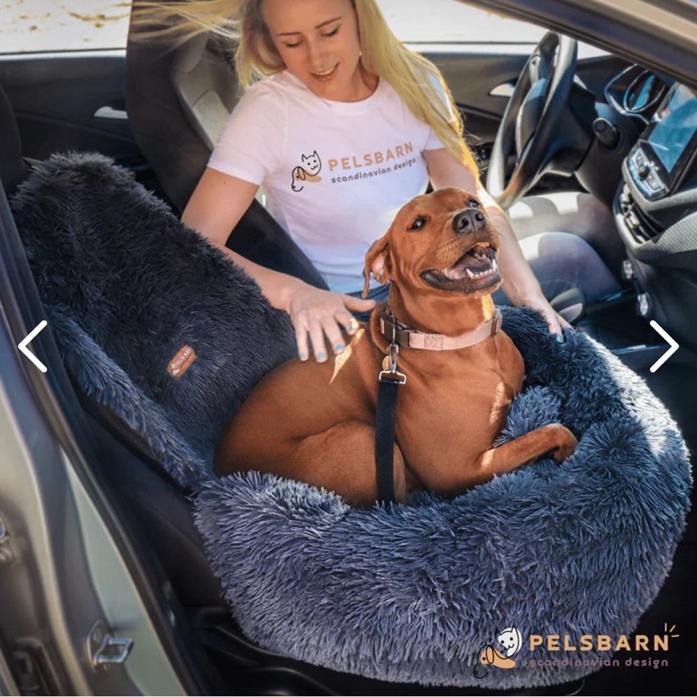 New Pelsbarn Protecting Dog Car Seat with Belt, Charcoal, Small
